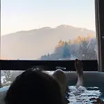 Celest Boutique Urban Hideaway Chalet Braşov