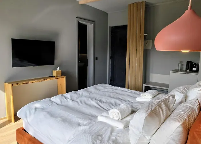 Celest Boutique Urban Hideaway Alpesi faház